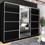 Szafa trzydrzwiowa przesuwna VIP 200 cm z lustrem i szufladami czarny mat