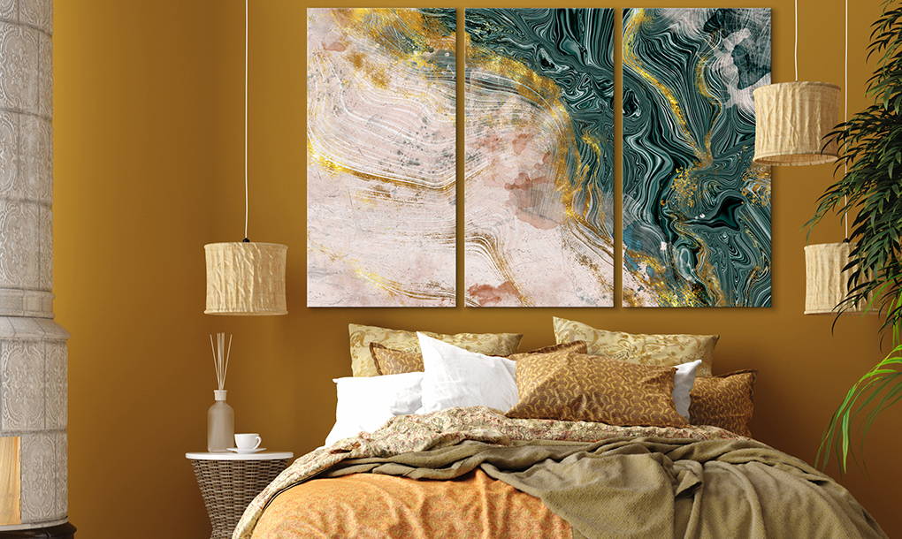 Musztardowa sypialnia