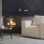 Fotel Lambi ciemnokremowy boucle